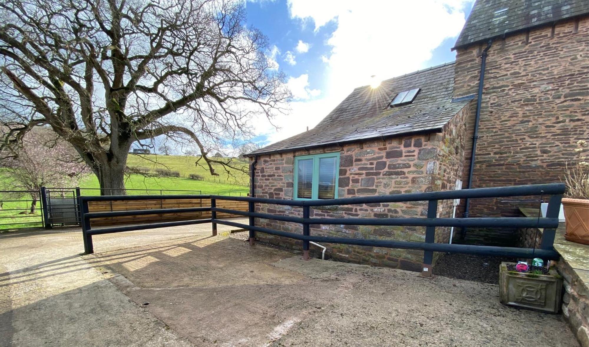 Oaklands Cottage On A Rural Farm Dingestow Exterior photo